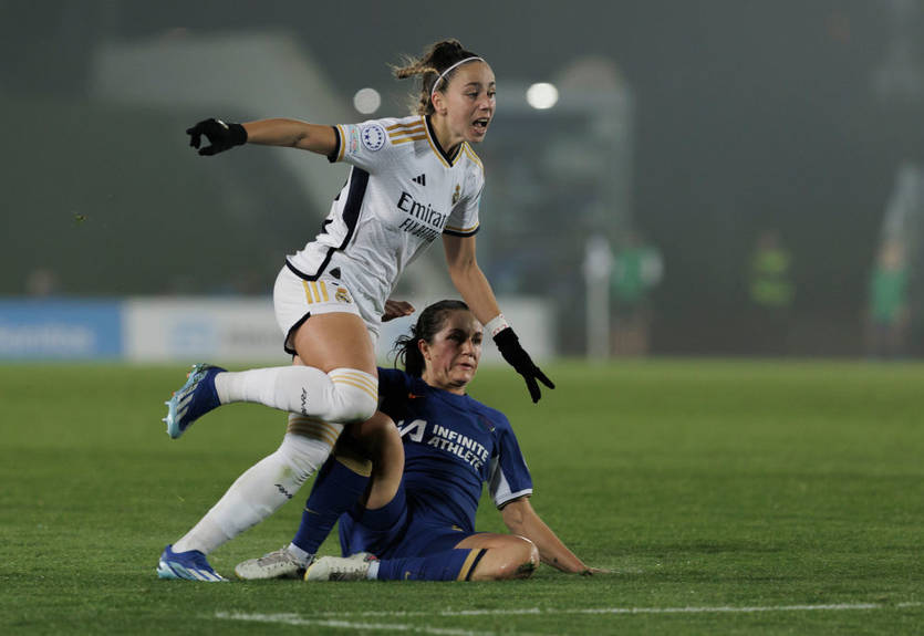 Судді придумали пенальті і відмінили гол на 95-й хвилині, врятувавши Реал в матчі жіночої Ліги чемпіонів