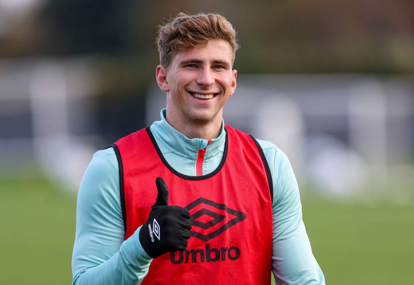 Забарный и футболистка женского состава Борнмута провели мастер-класс для игроков академии