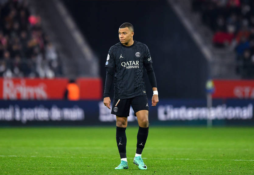 ПСЖ не собирается предлагать улучшенные условия Мбаппе