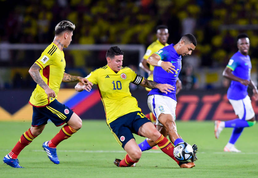 Три матча без побед: Бразилия на выезде уступила Колумбии