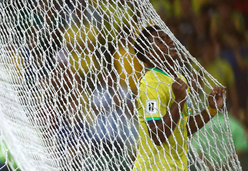 Бразилия впервые в истории проиграла домашний матч квалификации чемпионата мира