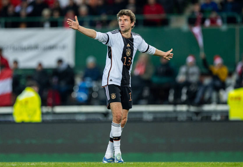 По просьбе тен Хага: Манчестер Юнайтед может усилиться ветераном Баварии