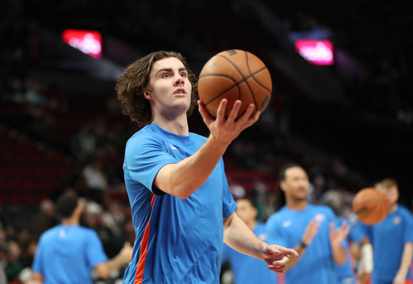 НБА изучает обвинения в отношениях с несовершеннолетней в сторону юной звезды лиги