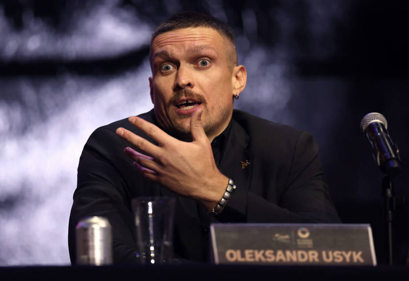 "Здатний відправити будь-кого в політ": Усик назвав фаворита бою Джошуа - Вайлдер