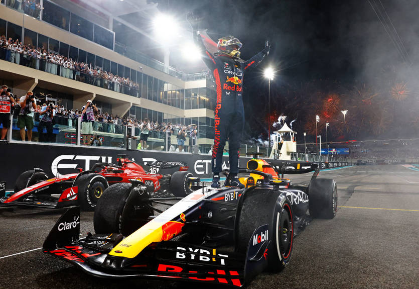 Ферстаппен закрыл сезон-2023 победой на Гран-при Абу-Даби