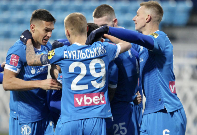 Динамо впевнено обіграло Рух завдяки голам Тимчика та Кабаєва