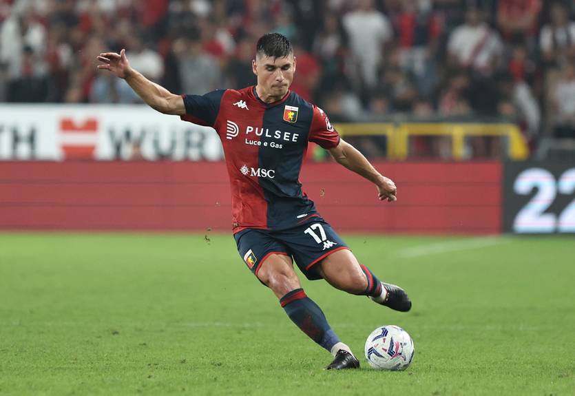 Малиновский забил дебютный гол за Дженоа, расчехлив "пушку" с 30-ти метров