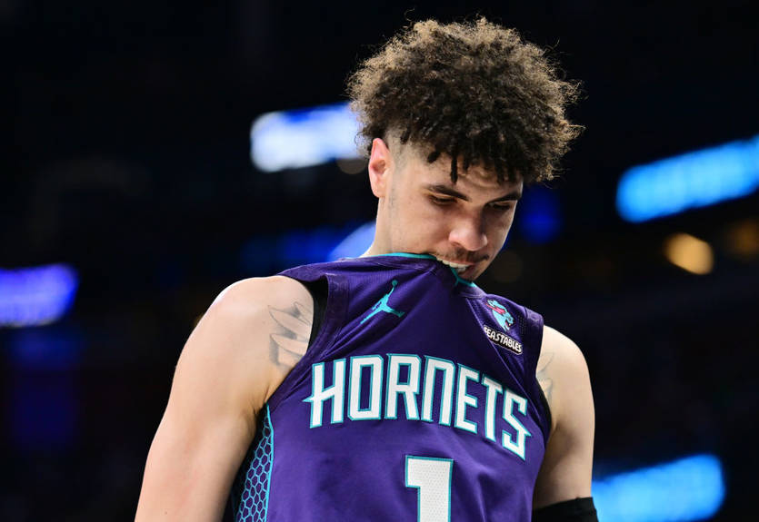 Лидер Шарлотт выбыл на неопределенный срок из-за очередной травмы голеностопа