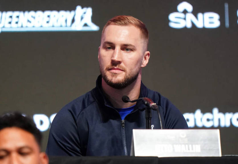 "Я никогда такого не видел": Валлин заявил, что Усик недостоин звания чемпиона