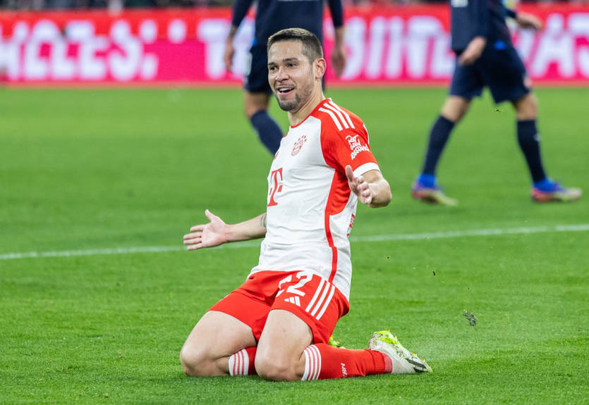 Летний новичок Баварии впервые выйдет в старте после проблем со здоровьем