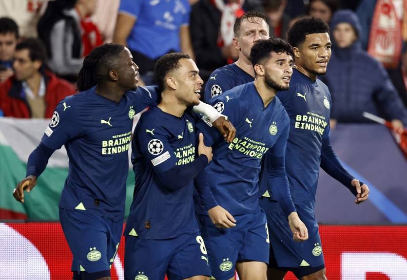 ПСВ у більшості відігрався і переміг у матчі з Севільєю