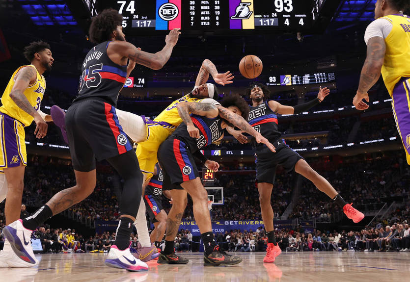 Детройт установил антирекорд франшизы в результате поражения от Лейкерс Детройт установил антирекорд франшизы в результате поражения от Лейкерс