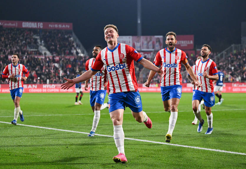 Довбик і Циганков VS Яремчук: онлайн-трансляція матчу Жирона - Валенсія