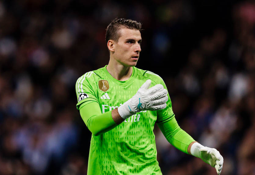 Підняв градус: Лунін показав, як відновлюється після матчів