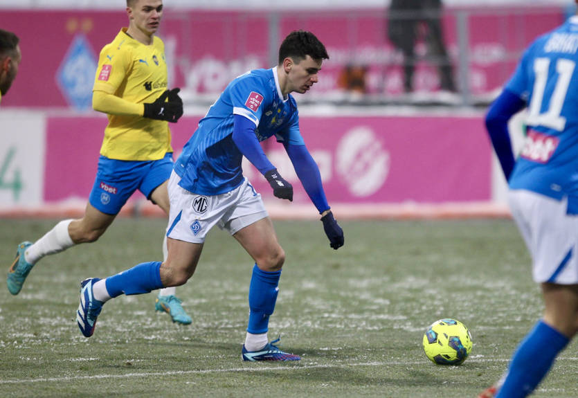 Шість голів і вилучення: Динамо в спекотному матчі здолало Металіст 1925 Шість голів і вилучення: Динамо в спекотному матчі здолало Металіст 1925