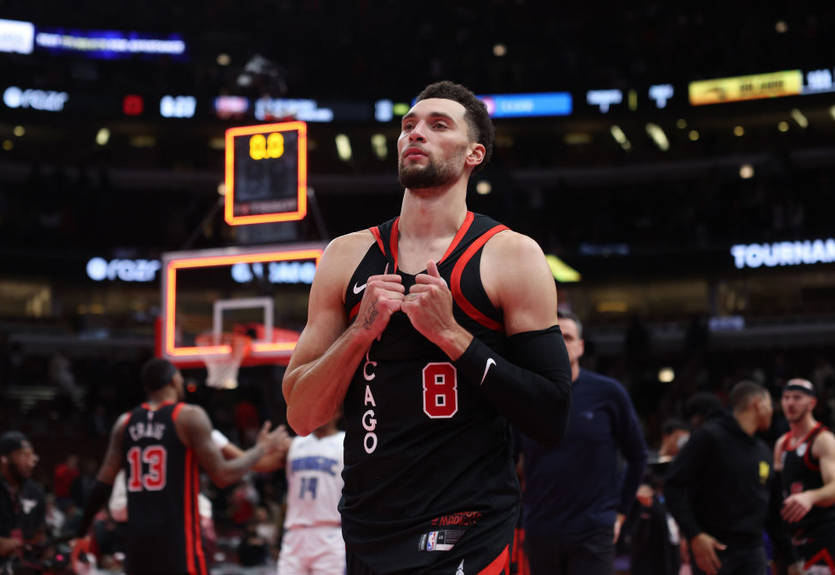 Зірка Чикаго пропустить ще три-чотири тижні через травму Зірка Чикаго пропустить ще три-чотири тижні через травму