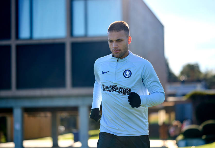 Гендир Інтера висловився про продовження контракту з лідером клубу