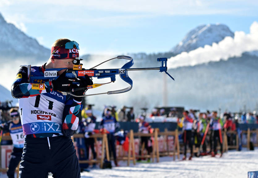Йоханнес Бе выиграл гонку преследования в Хохфильцене, Пидручный поднялся на 33 позиции