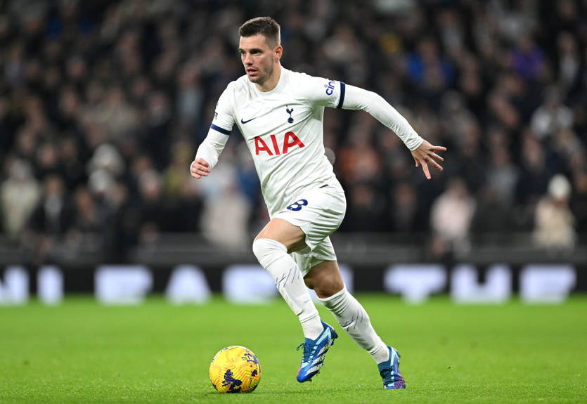 Барселона має намір підписати хавбека Тоттенгема