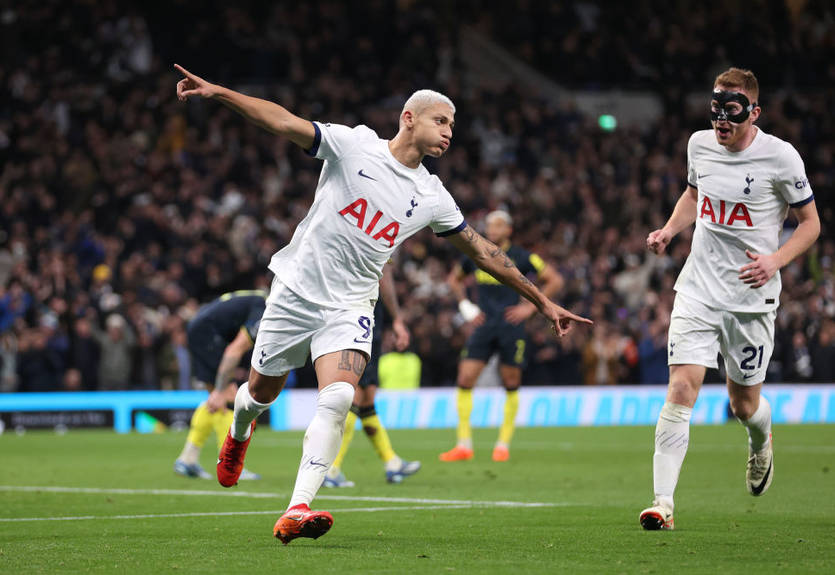 Тоттенгем перервав серію невдач, обігравши Ньюкасл