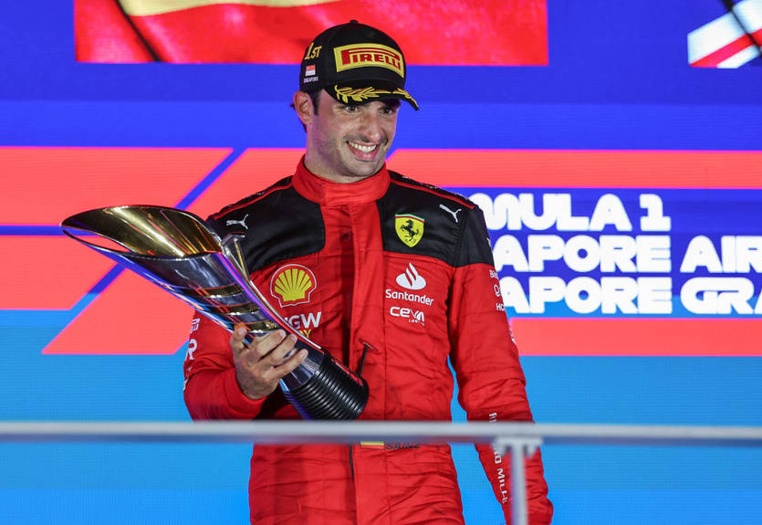 Сайнс: Победа в Сингапуре показала, что Феррари умеет справляться с давлением Сайнс: Победа в Сингапуре показала, что Феррари умеет справляться с давлением