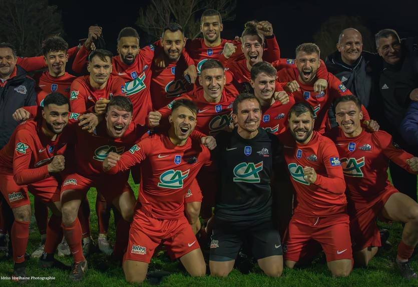 Когда выпал ПСЖ: игроки команды шестой лиги не сдерживали эмоций после жеребьевки кубка Франции