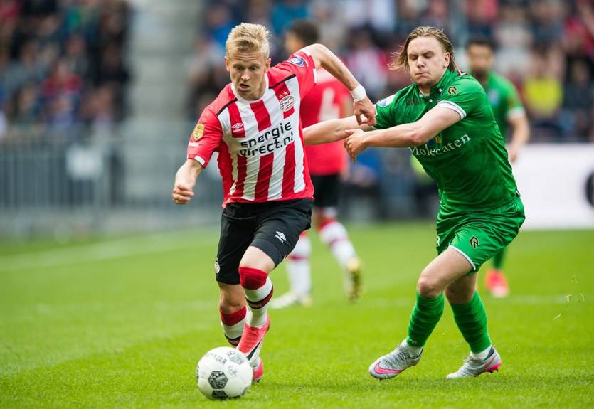 Вспомнил молодость: Зинченко сфотографировался со своим фото в ПСВ