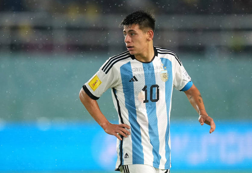 Барселона вже почала переговори про перехід 17-річного аргентинського таланта