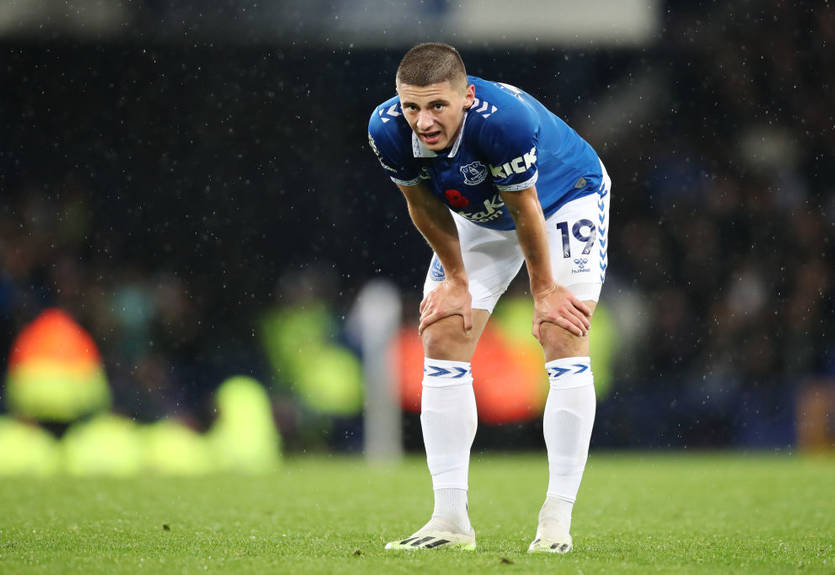 Тренер Евертона пояснив відсутність Миколенка в останньому матчі АПЛ