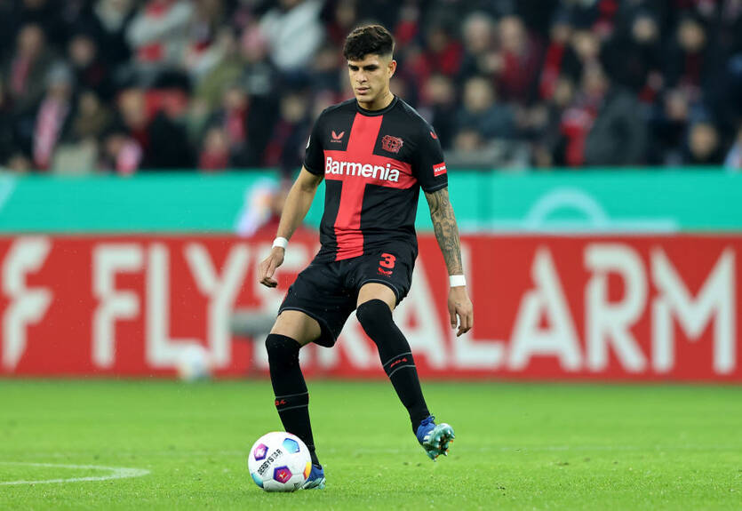 Одразу три клуби АПЛ хочуть вирішити свої проблеми за рахунок захисника Байєра Одразу три клуби АПЛ хочуть вирішити свої проблеми за рахунок захисника Байєра