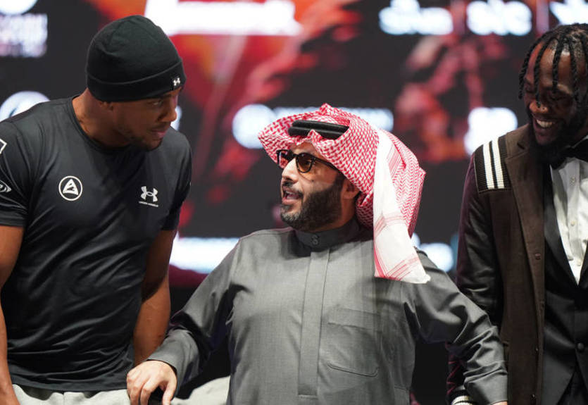 Колишній чемпіон пояснив, чому вважає Вайлдера фаворитом бою з Джошуа Колишній чемпіон пояснив, чому вважає Вайлдера фаворитом бою з Джошуа