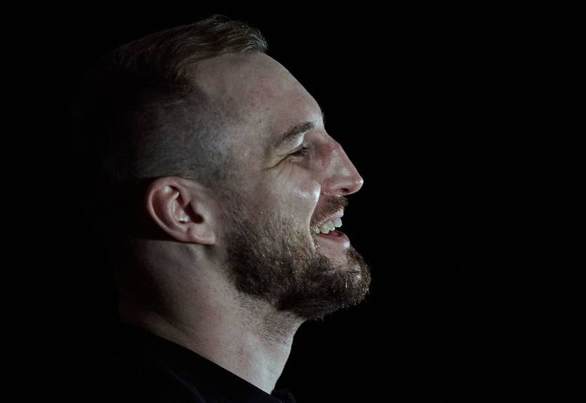 "Боя не будет, мне жаль": Валлин пригрозил сорвать планы Джошуа о поединке с Уайлдером