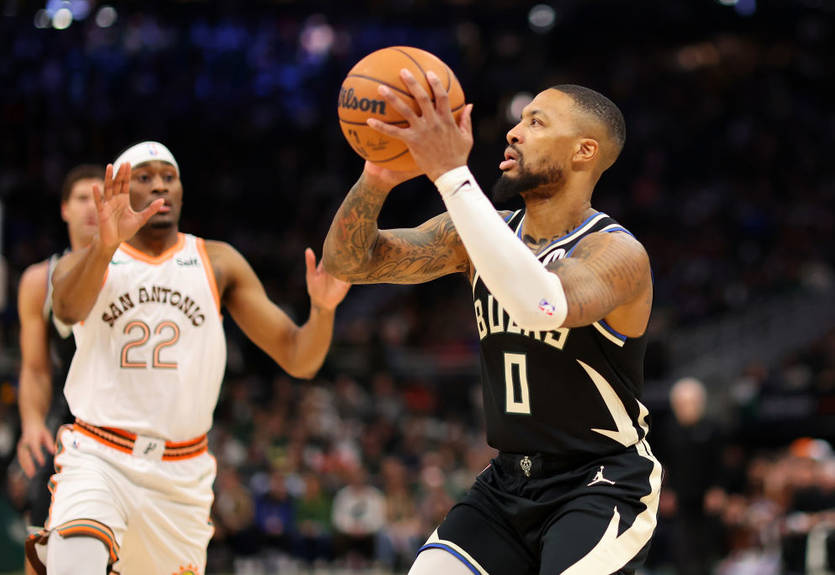 Ліллард став 51 гравцем в історії НБА, який набрав 20 тисяч очок за кар'єру