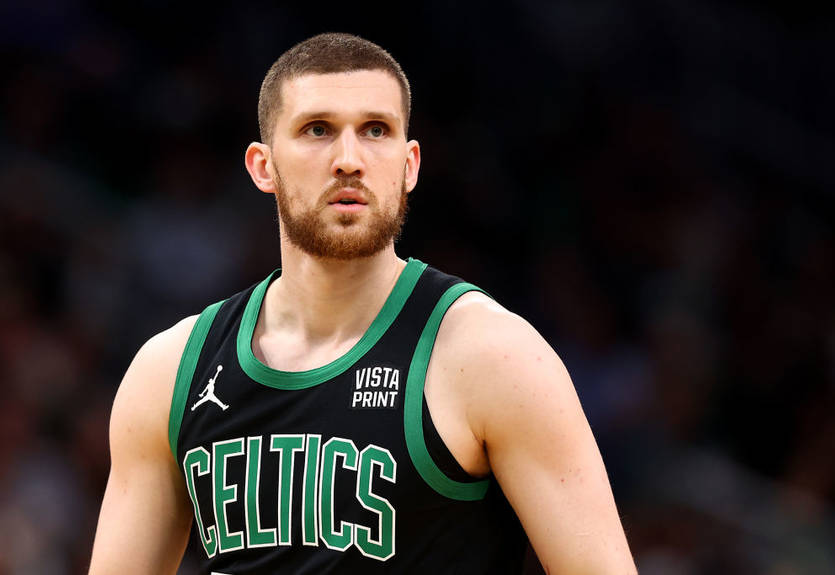 Михайлюк рискует пропустить следующий матч Бостона Михайлюк рискует пропустить следующий матч Бостона