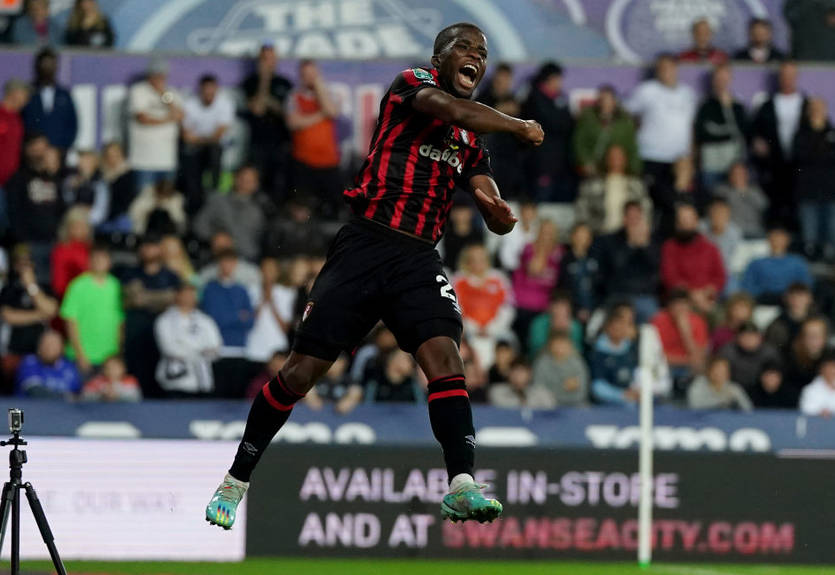 Севилья и два клуба Серии А заинтересованы в одноклубнике Забарного