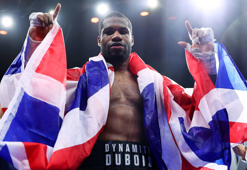 "Несколько больших боев": Промоутер поделился планами Дюбуа на следующий год