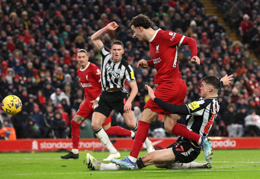 Ливерпуль - Ньюкасл 4:2 видео голов и лучших моментов матча АПЛ