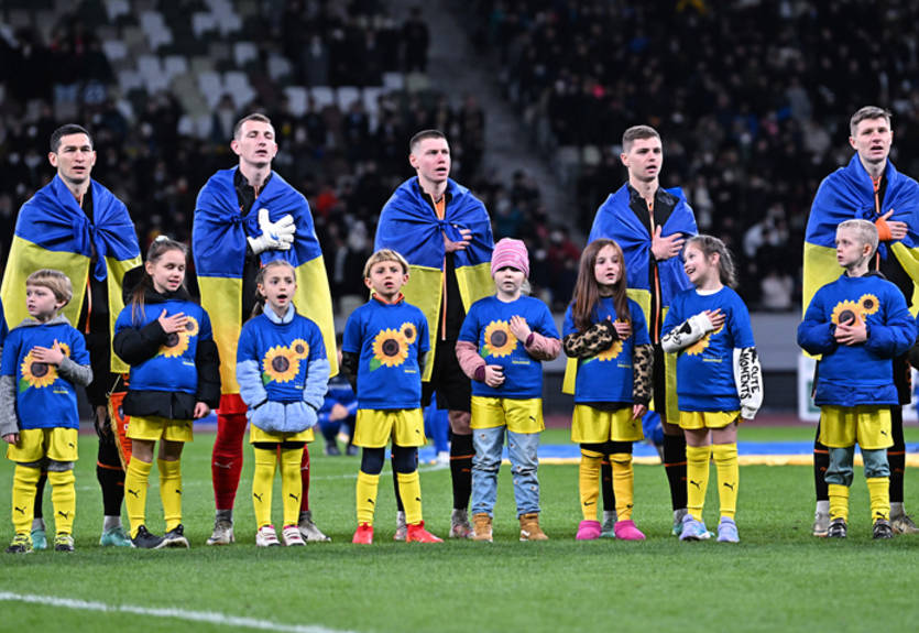 "Абсолютное зло": Шахтер отреагировал на обстрел Украины