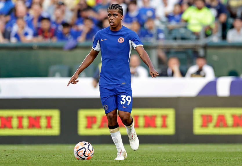 Ньюкасл может усилить состав хавбеком Челси