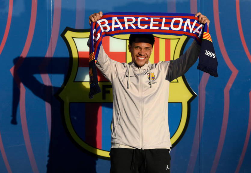 Бразильский новичок Барселоны может дебютировать за клуб уже в ближайшем матче
