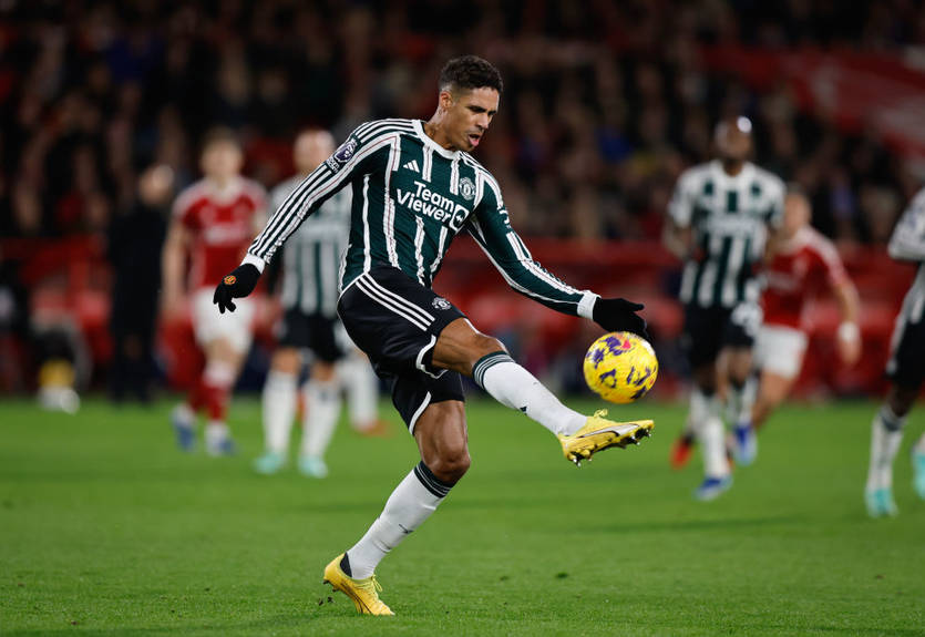 Манчестер Юнайтед определился с судьбой сразу нескольких игроков Манчестер Юнайтед определился с судьбой сразу нескольких игроков