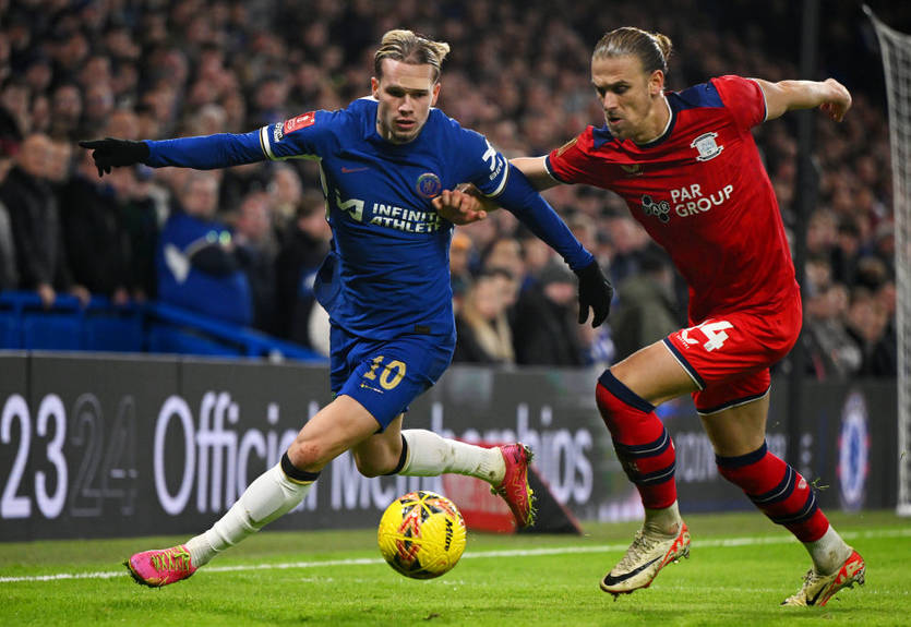 Челси с Мудриком разгромил Престон в Кубке Англии