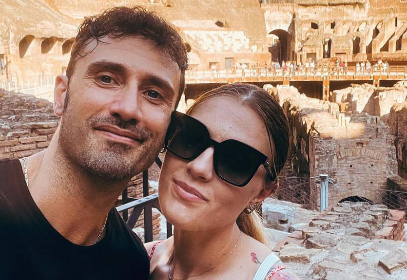 "Путін х**ло": італійський коханий Харлан комічно показав свої навички української мови "Путін х**ло": італійський коханий Харлан комічно показав свої навички української мови