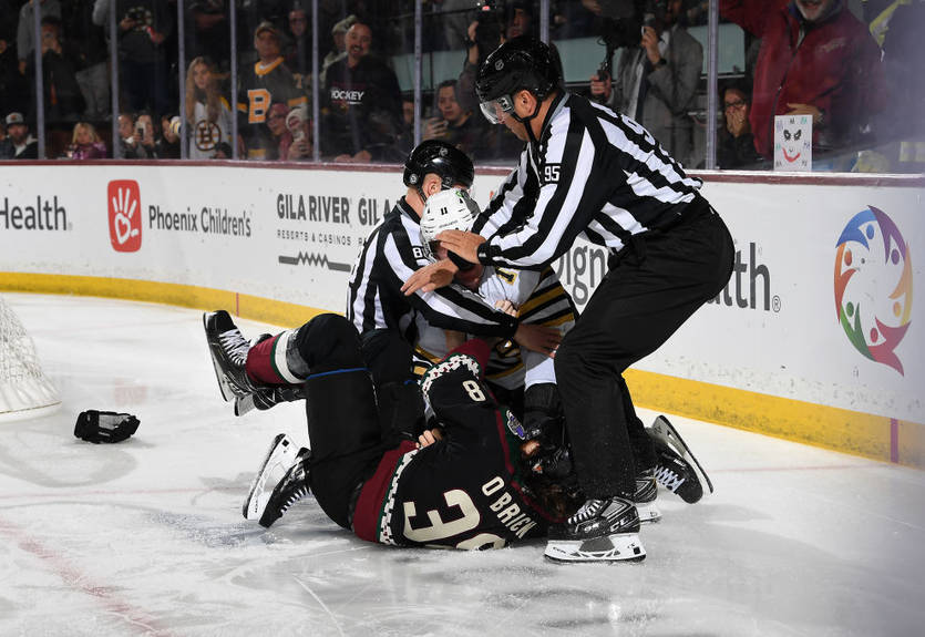 НХЛ: Торонто уничтожил бедный Сан-Хосе, Тампа-Бэй и Аризона вырвали победы в овертаймах