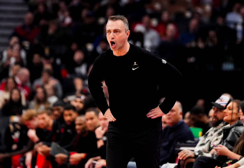 Тренер Торонто: Якщо суддям потрібно було, щоб Лейкерс перемогли, сказали б нам відразу