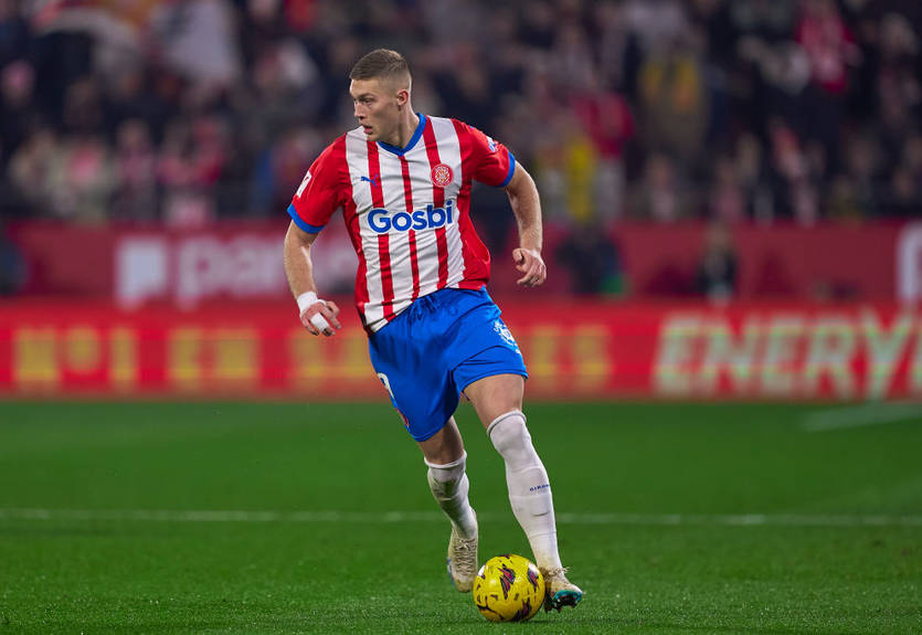 Довбик – лучший футболист Жироны в декабре