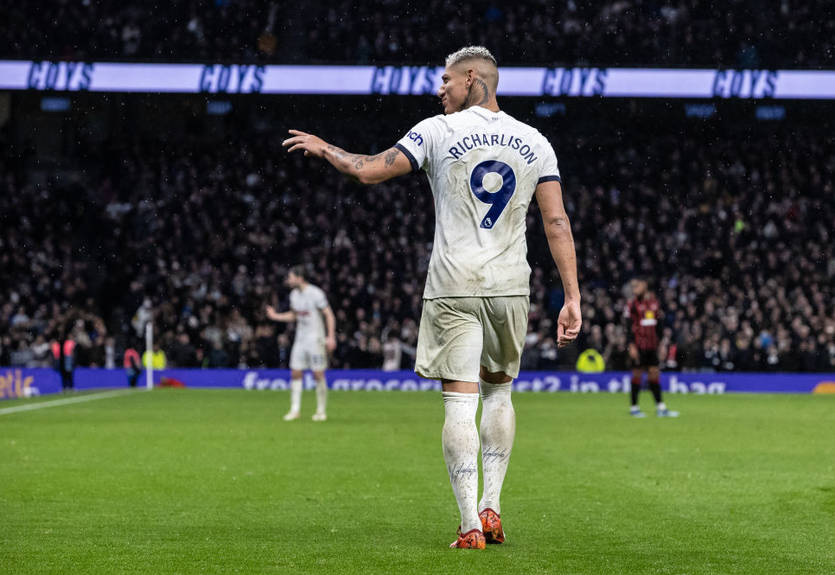 Швидкість Мбаппе та святкування голуба: Рішарлісон зібрав ідеального футболіста