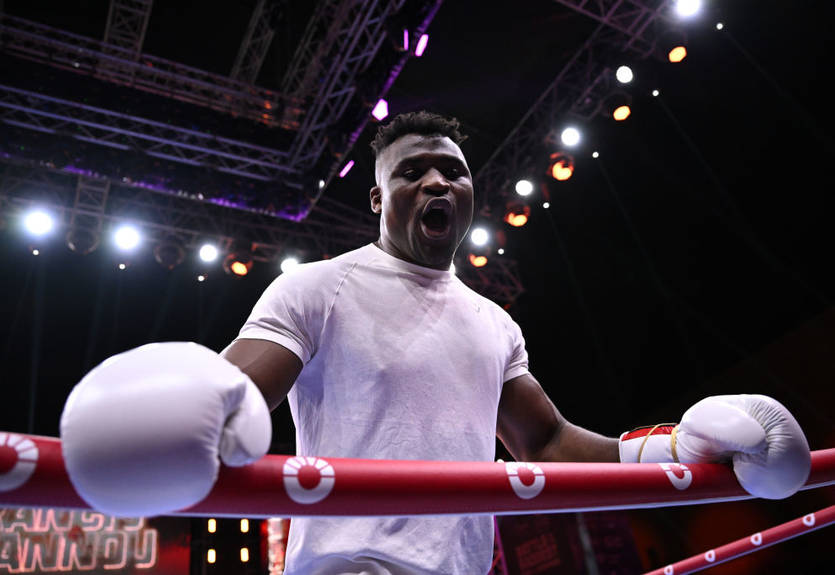 Підгледів у Усика: в команді Нганну розкрили тактику на бій із Джошуа