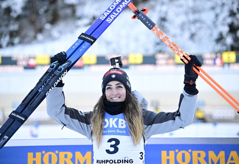 Биатлон: Витоцци выиграла гонку преследование, Джима стала 15-й