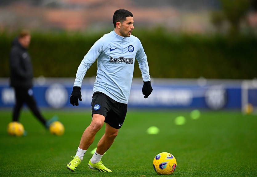 Лестер має труднощі з підписанням хавбека Інтера